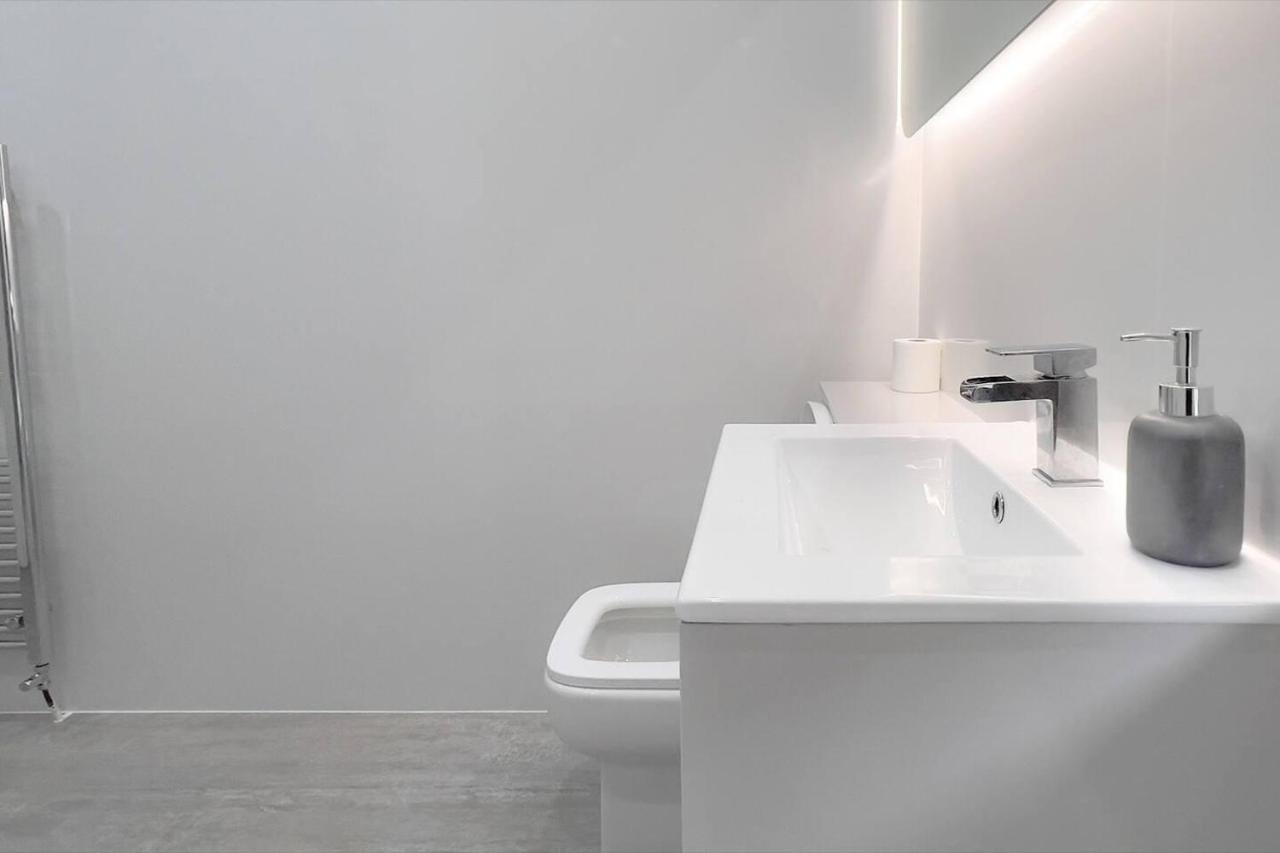 Stunning Luxury Apartment Near Motherwell Wishaw  Buitenkant foto